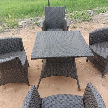 Outdoor furnisher