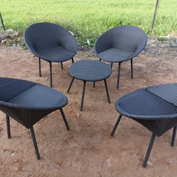 Outdoor furnisher